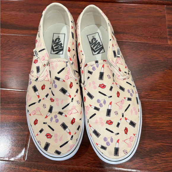 Vans women’s size 10 makeup slip-ons - Picture 2 of 5
